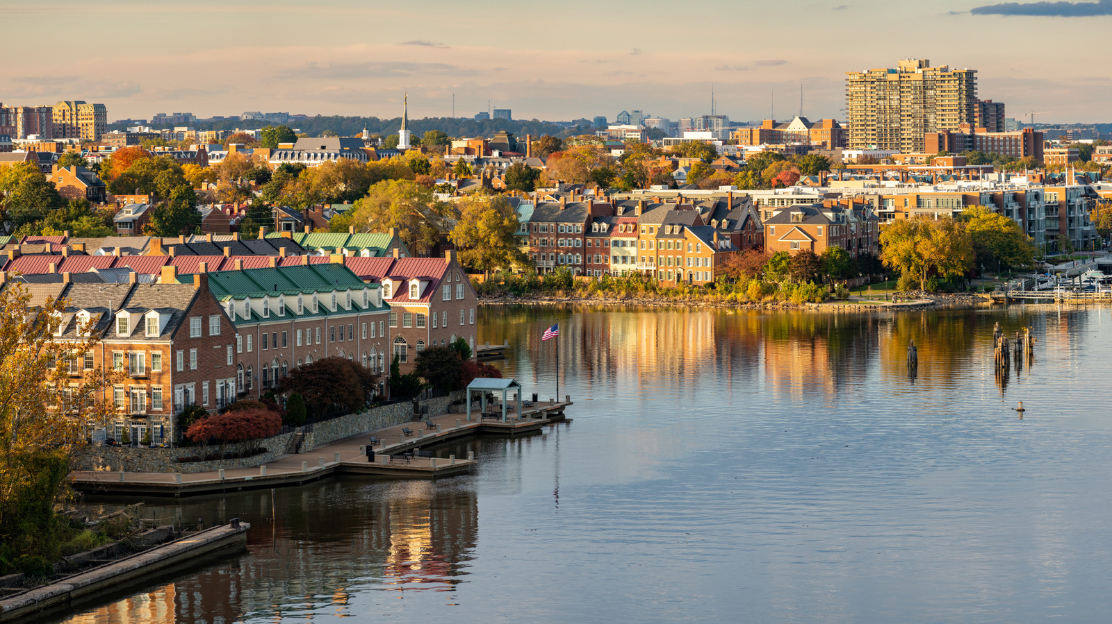Alexandria waterfront on the Potomac